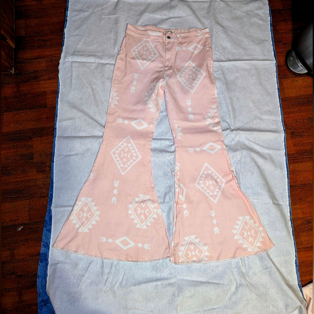 Peach Love California Super Flares